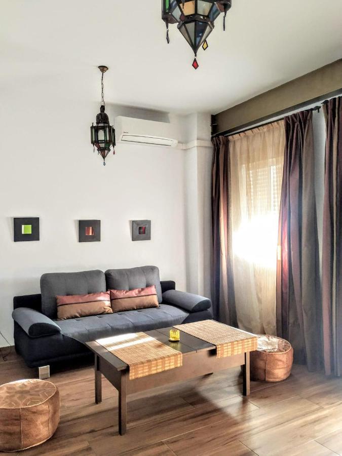 Puerta Real Apartamentos Севілья Екстер'єр фото